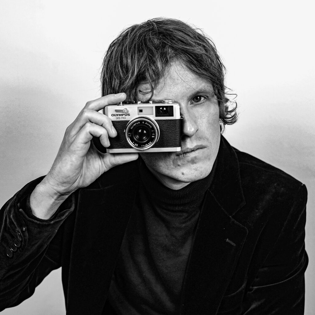 Alex Lipinski: Chasing Authenticity in a Vacuous World | Music Arena Gh