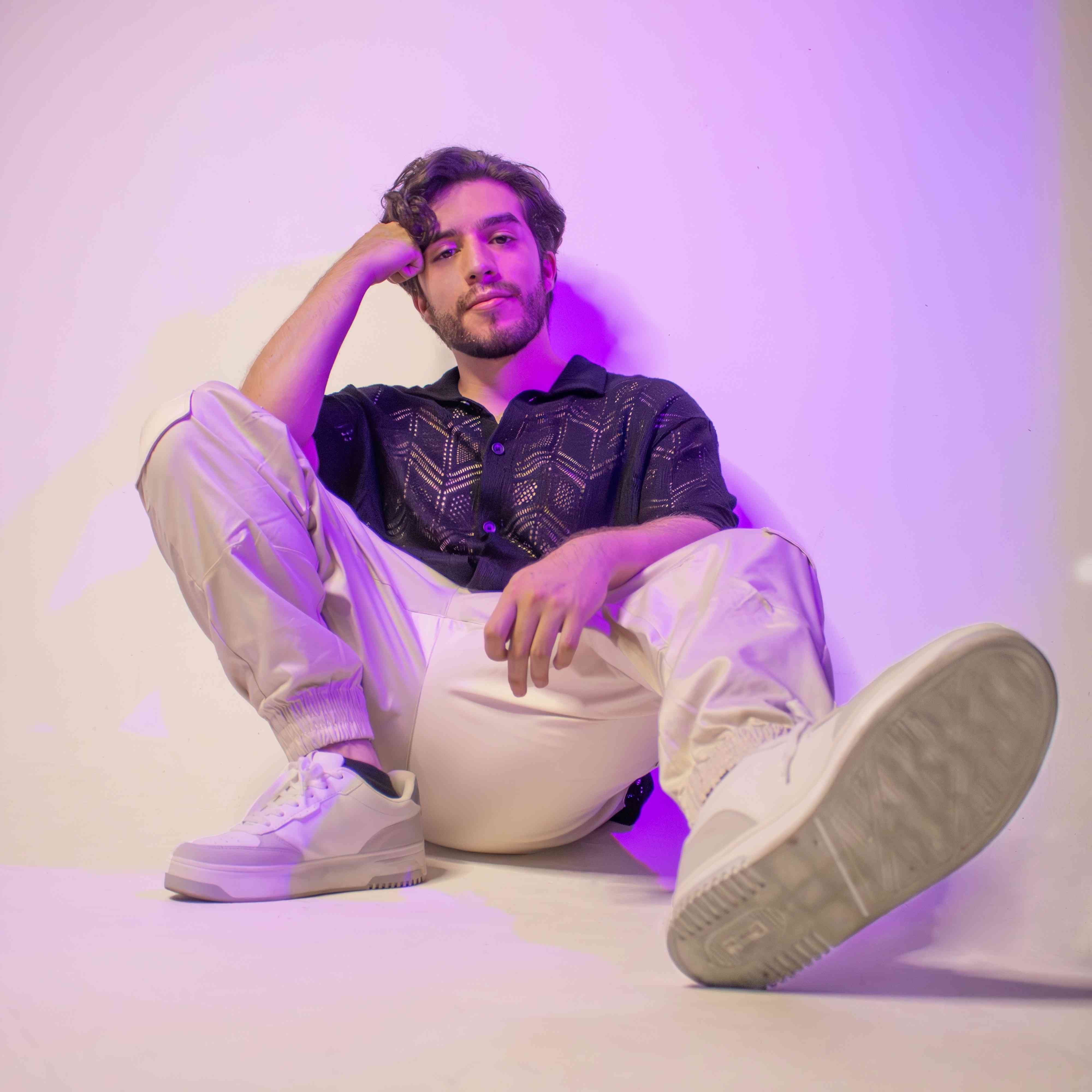 dani-twice-s-fenix-a-dance-of-destruction-and-romance-music-arena-gh