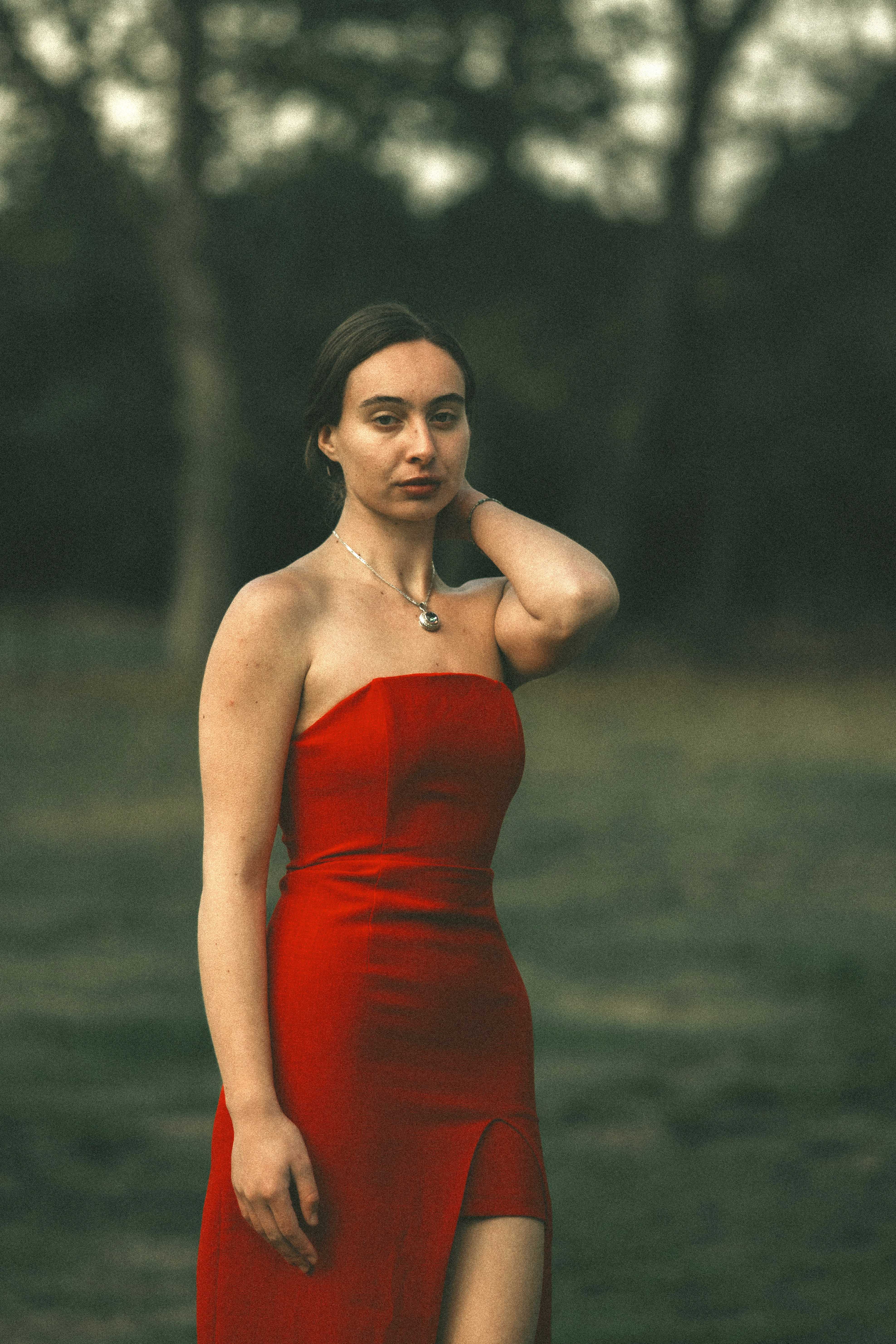 Angel Of The Evening Confronts Inner Captivity In 'Heroin Blue Light'