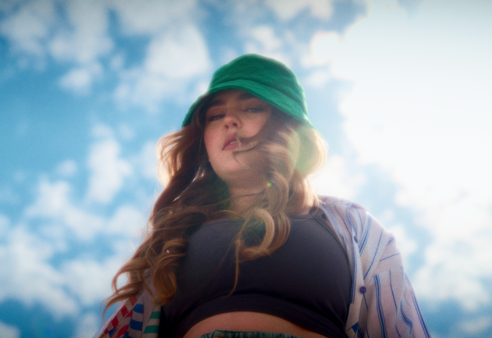 Escaping the Pressure: Hanna Andréa Reaches New Heights on "Pinnacles"